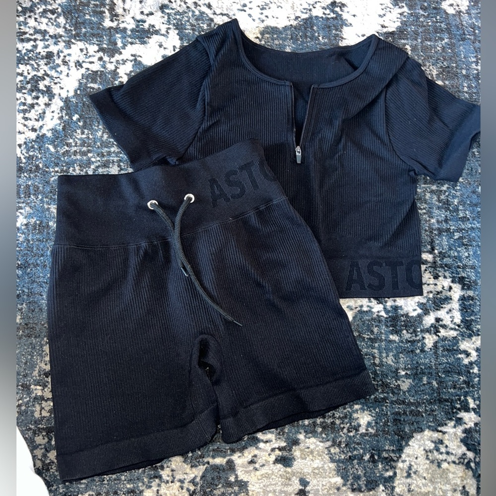 COPY - Astoria Activewear Black shorts set Sm